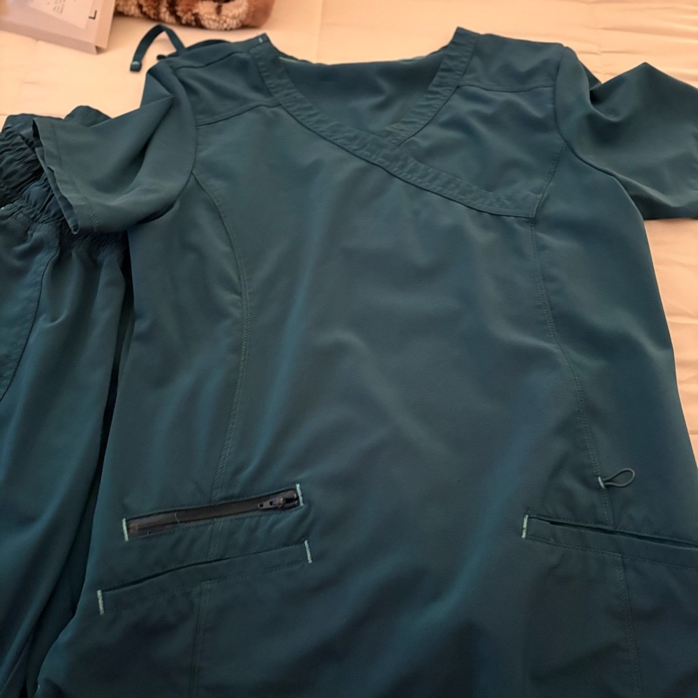 Caribbean blue Scrub set